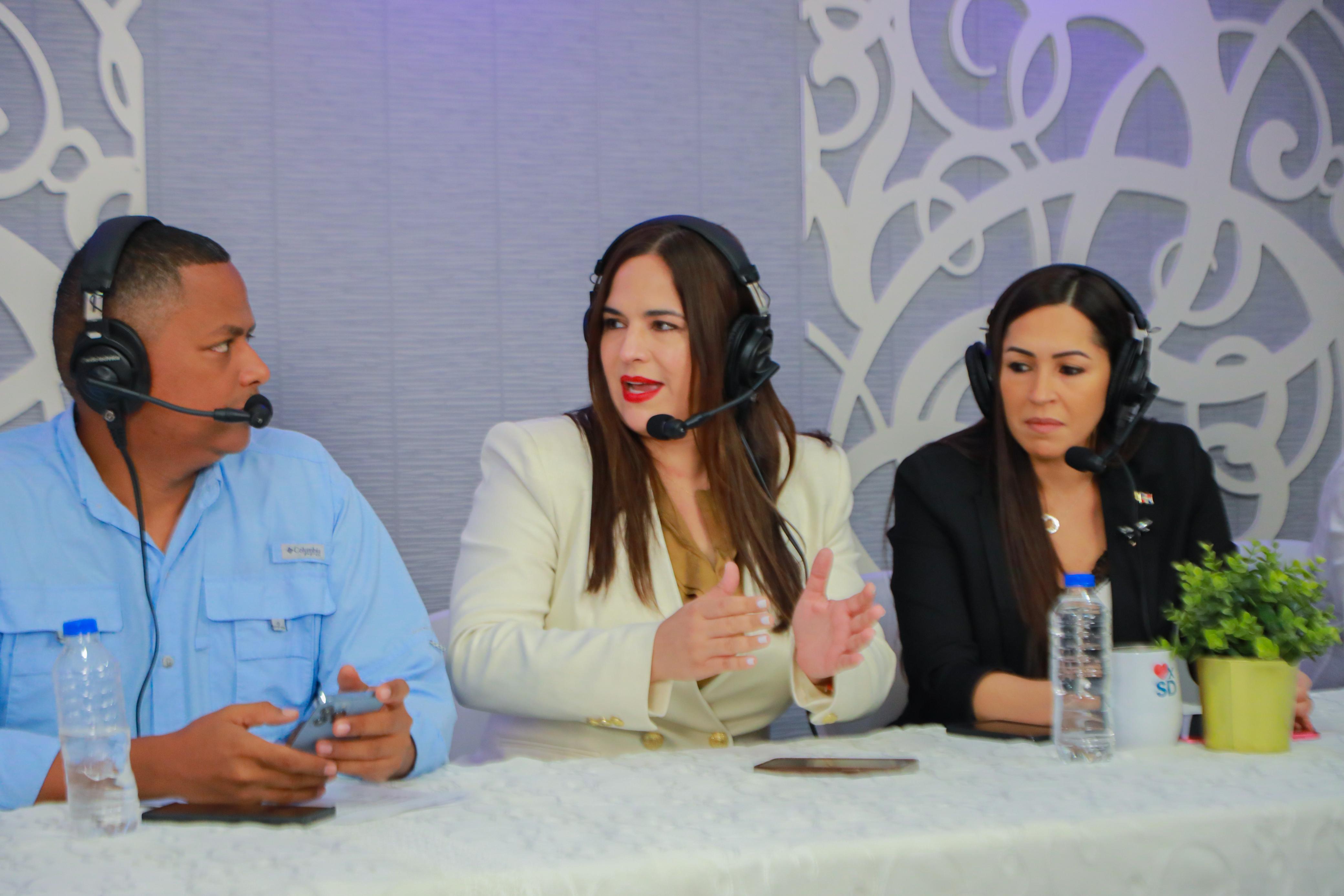 Ejecutivas Promipyme hablan sobre servicios no financiero